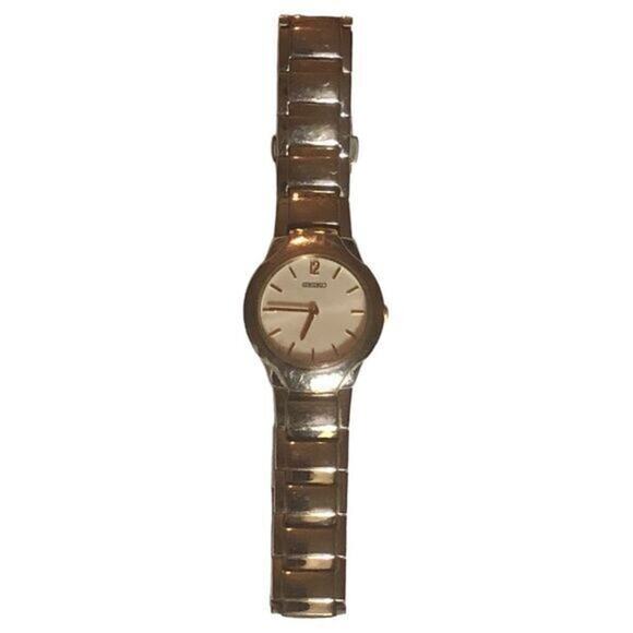 Seiko Elegant silver Wristwatch Analog Quartz‎ Timepiece - Picture 2 of 8